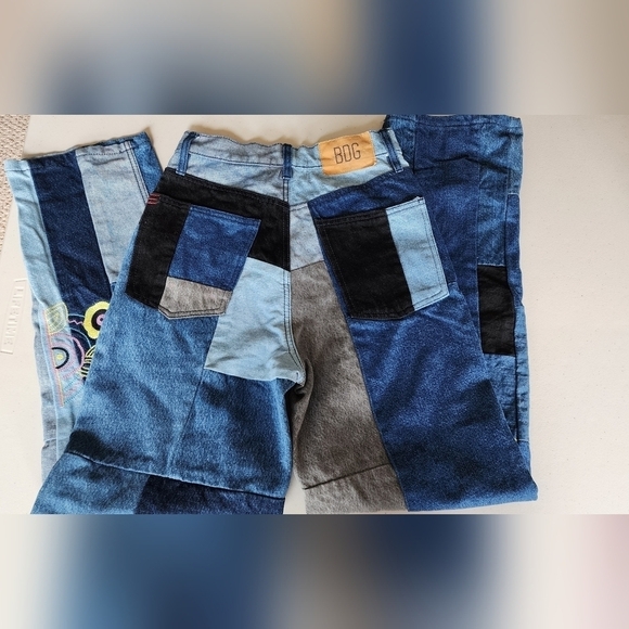 BDG High Waisted Baggy Jean Patched Women's Size 25. - Picture 2 of 8